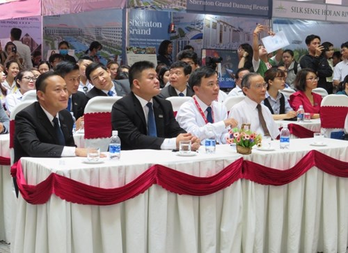 Lễ kí kết hợp tác giữa UHM Group và Đại học Duy Tân về Đào tạo Tuyển dụng tháng 04/2018