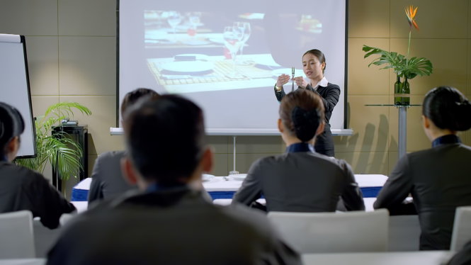 UHM Hotel Tư vấn – Vận hành chuỗi nhà hàng & khách sạn cao cấp